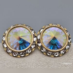 Vintage Rainbow AB Aurora Borealis Stud Earrings Gold Tone 7/8”